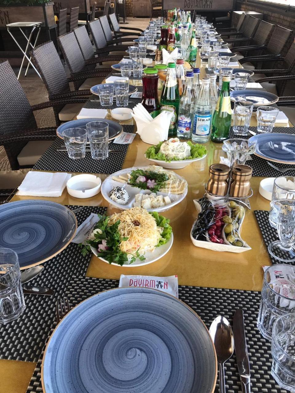 Deyirman Hotel Баку Екстер'єр фото
